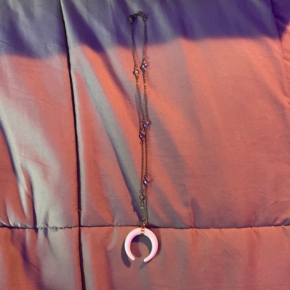 white and gold arch necklace